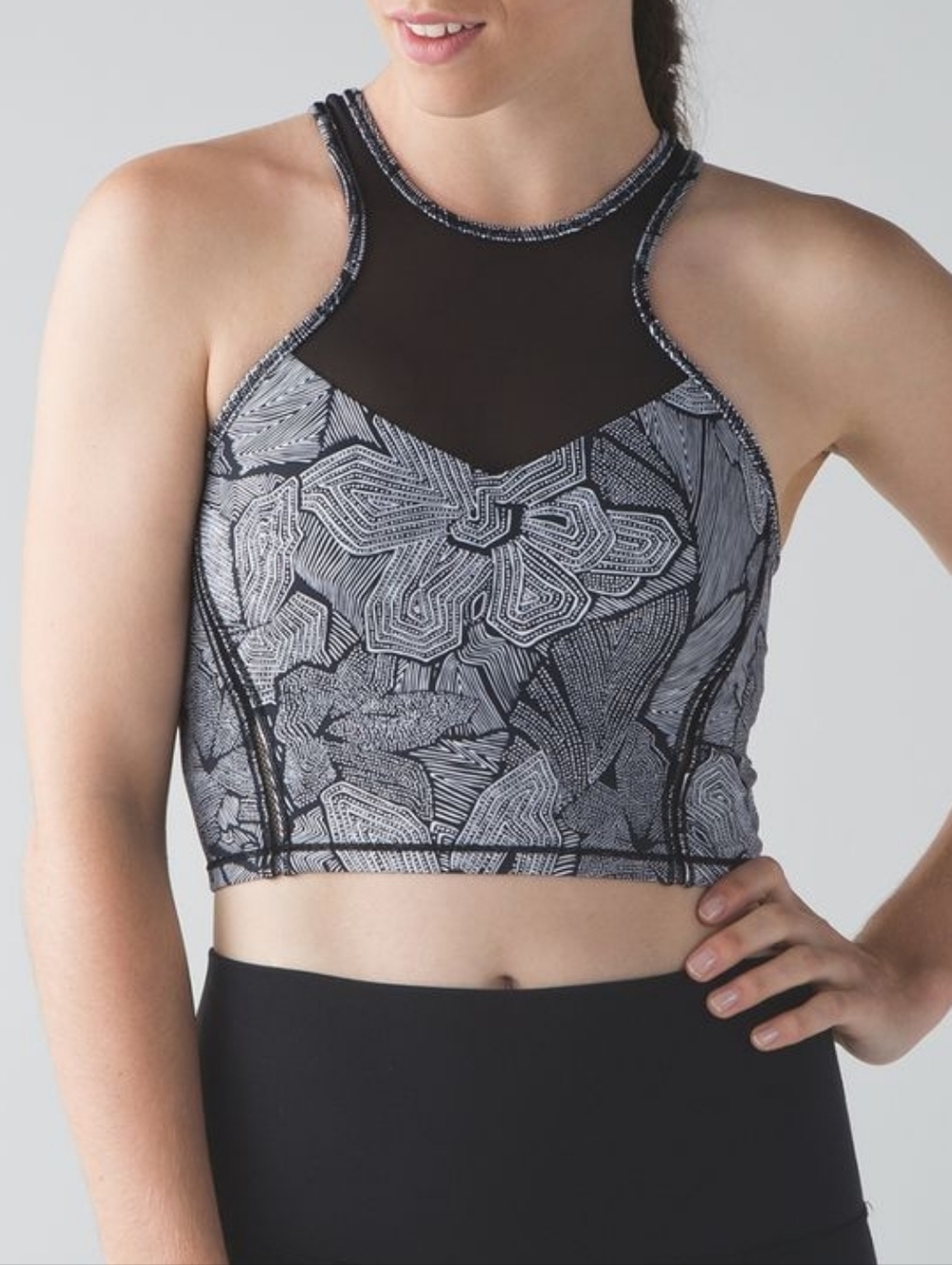 Lululemon Get It Om High Neckline Sports Bra Size 8
